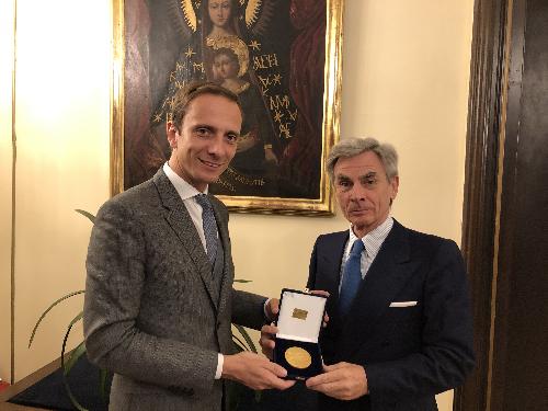 Il governatore FVG, Massimiliano Fedriga, con l'ambasciatore italiano a Praga, Francesco Saverio Nisio